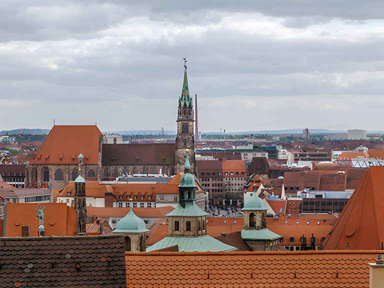Die Nürnberger Großkirchen - Best Practice für die digitale Erfassung komplexer Baudenkmale
