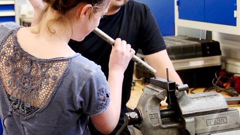 Workshop Bohren und schweißen in der Betriebswerkstatt, Maximilian Thoma