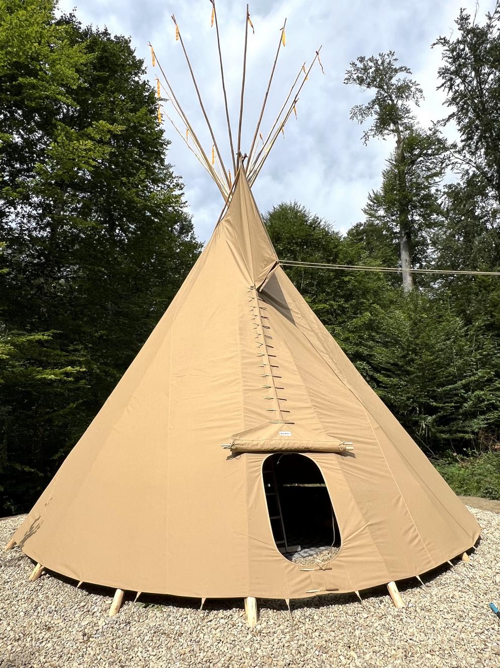 Großes Tipi-Zelt 