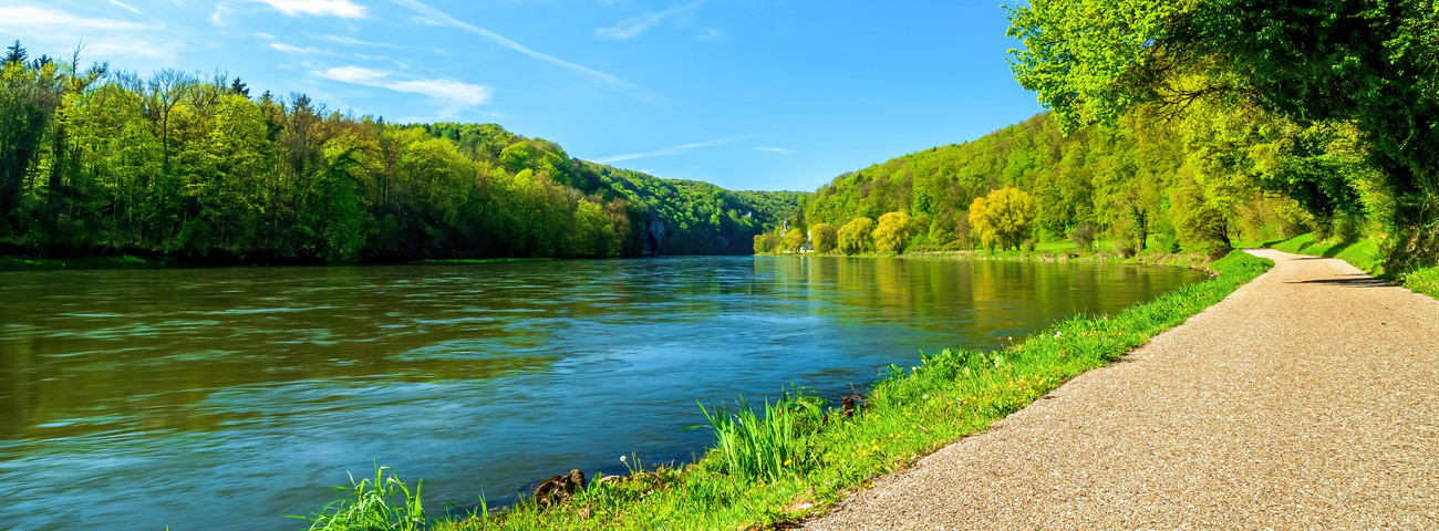 Wanderweg entlang der Donau