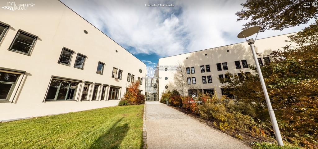 Campustour Screenshot: Blick auf das FIM Gebäude