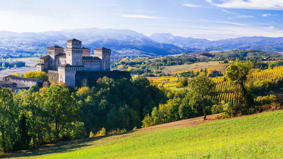 Schloss und Landschaft bei Parma