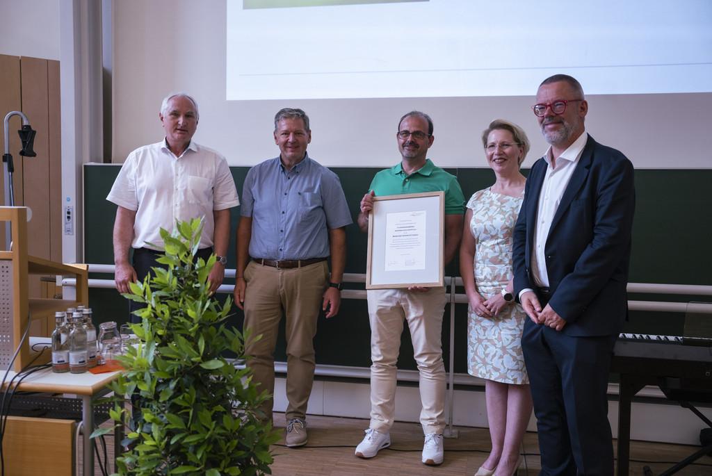 Ehrung des Studierendenwerk Niederbayern/Oberpfalz für seine besondere Verdienste um die Nachhaltigkeit an der Universität Passau