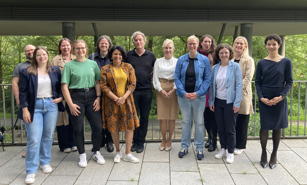 Organisatorinnen und Teilnehmende am Science Slam Diversity 2024