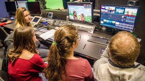 Nachrichten produzieren im TV-Studio